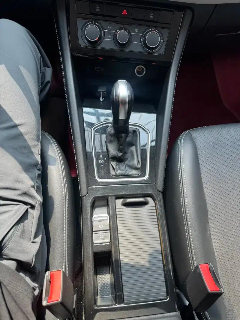 Jetta VS5 2023 280TSI Automatic Entry-Level Edition — миниатюра 11