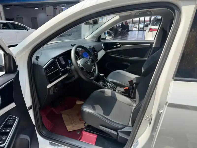 Jetta VS5 2023 280TSI Automatic Entry-Level Edition — миниатюра 17