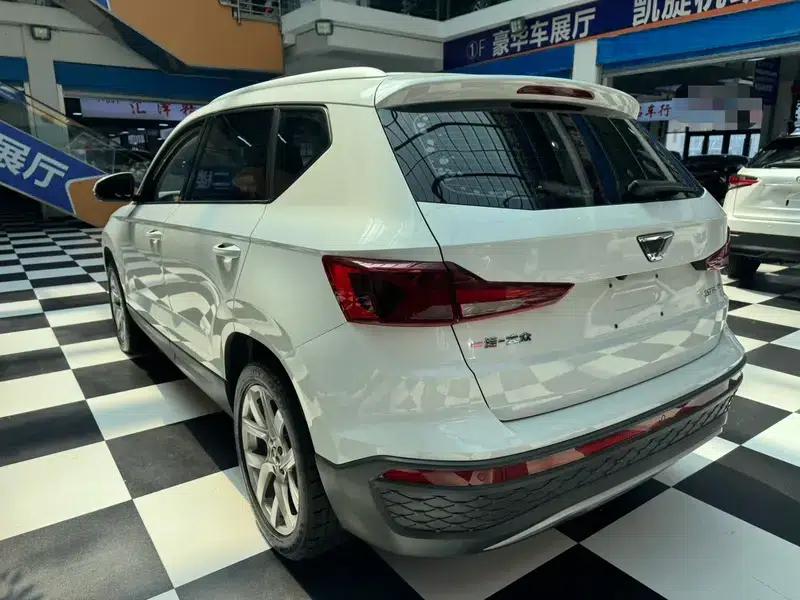 Jetta VS5 2023 280TSI Automatic Entry-Level Edition — миниатюра 4