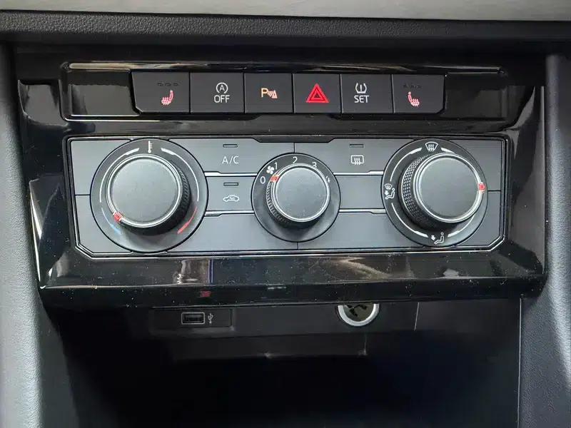 Jetta VS5 2022 280TSI Automatic Enjoy Edition — миниатюра 8
