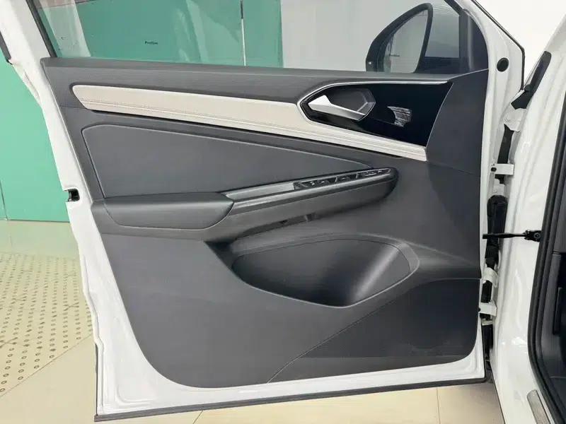 Jetta VS5 2023 280TSI Automatic Entry-Level Edition — миниатюра 7