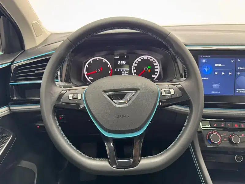 Jetta VS5 2023 280TSI Automatic High-Gloss Enjoy Edition — миниатюра 12
