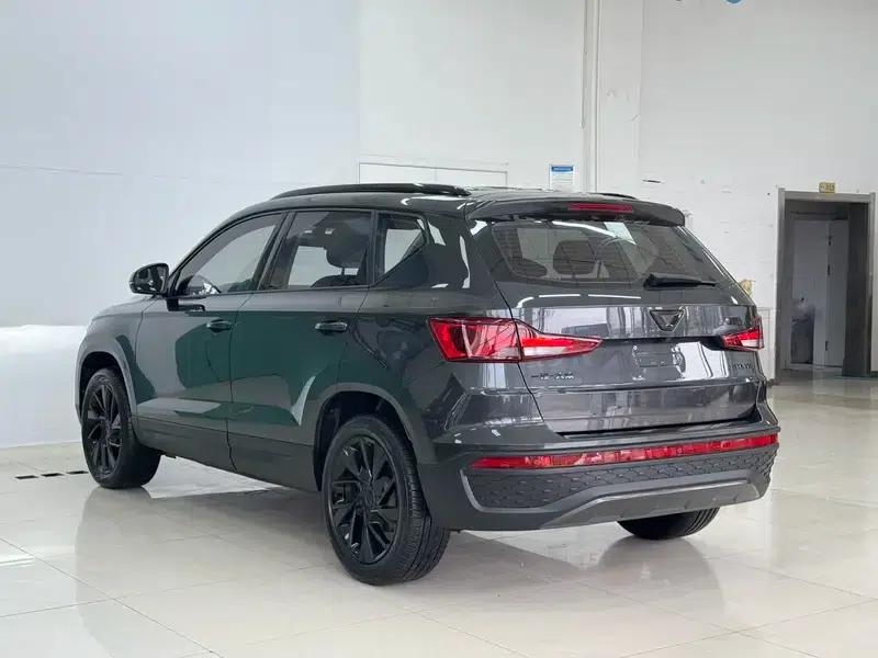 Jetta VS5 2023 280TSI Automatic High-Gloss Enjoy Edition — миниатюра 4