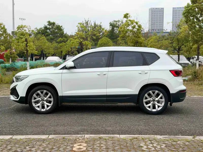 Jetta VS5 2023 280TSI Automatic Entry-Level Edition — миниатюра 3