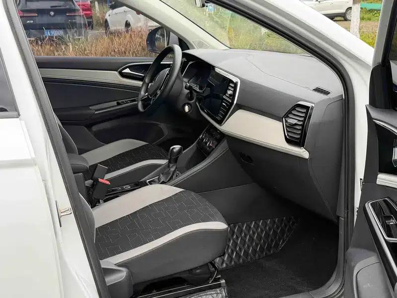 Jetta VS5 2023 280TSI Automatic Entry-Level Edition — миниатюра 6
