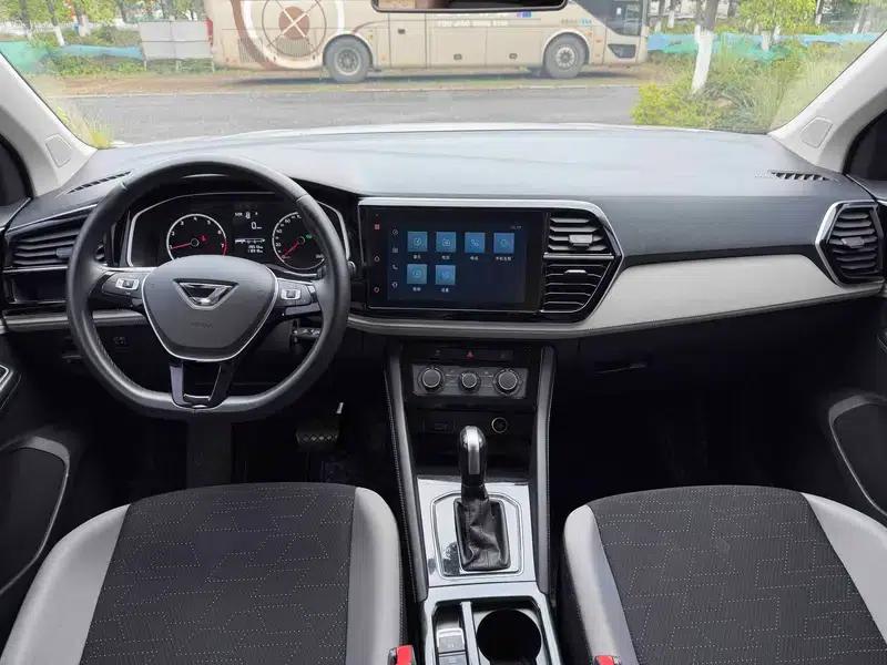 Jetta VS5 2023 280TSI Automatic Entry-Level Edition — миниатюра 8