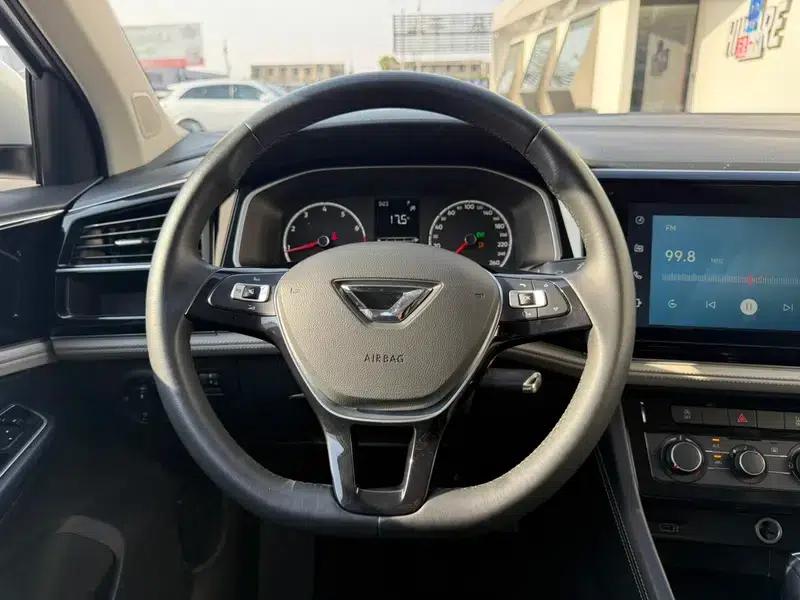 Jetta VS5 2023 280TSI Automatic Entry-Level Edition — миниатюра 11