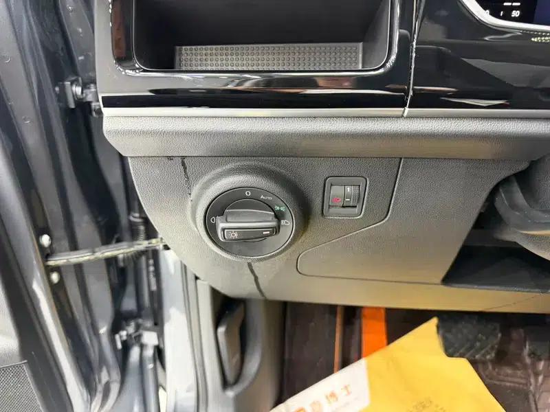 Jetta VS5 2022 280TSI Automatic Glory Edition Pro — миниатюра 18