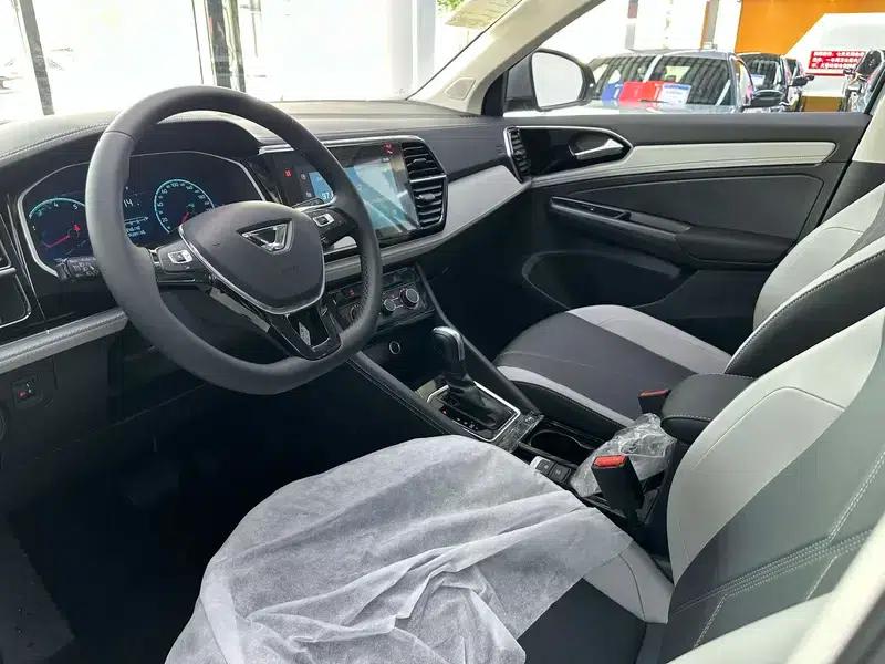 Jetta VS5 2026 280TSI Automatic Pioneer Edition — миниатюра 18