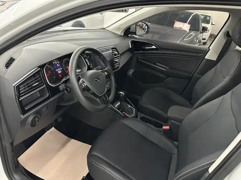 Jetta VS5 2022 280TSI Automatic Pro — миниатюра 19