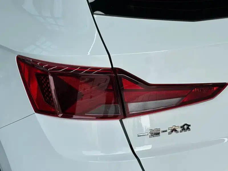 Jetta VS5 2022 280TSI Automatic Entry-Level Edition — миниатюра 13