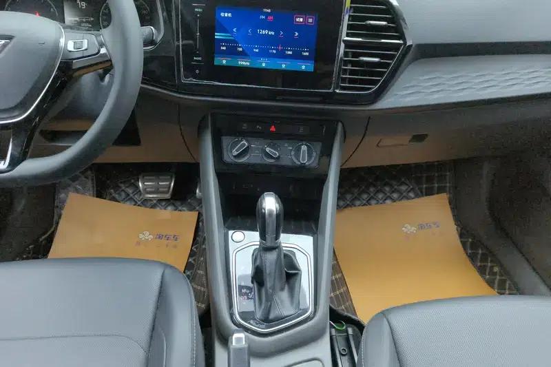 Jetta VS5 2019 280TSI Automatic Enjoy Edition — миниатюра 14