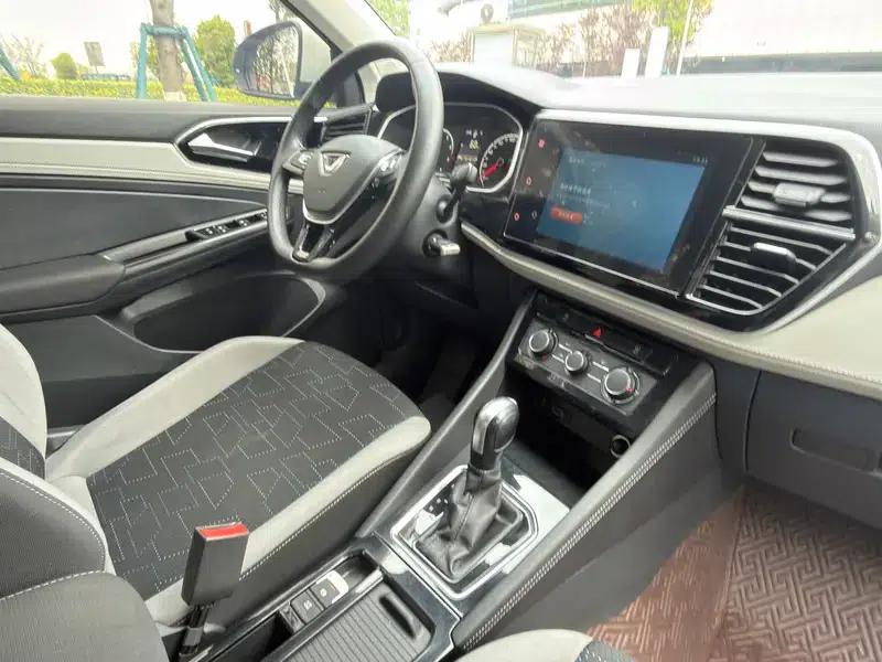 Jetta VS5 2023 280TSI Automatic Enjoy Edition — миниатюра 7