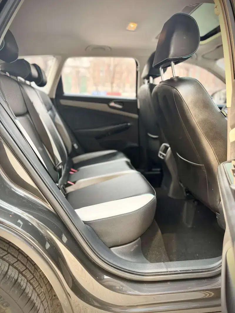 Jetta VS5 2022 280TSI Automatic High-Gloss Enjoy Edition — миниатюра 10