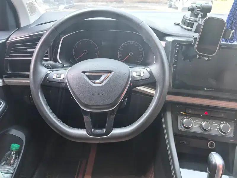 Jetta VS5 2023 280TSI Automatic Entry-Level Edition — миниатюра 12