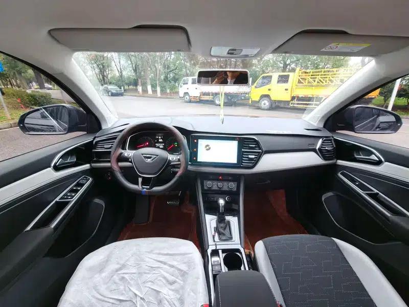 Jetta VS5 2024 280TSI Automatic Pioneer Edition — миниатюра 8