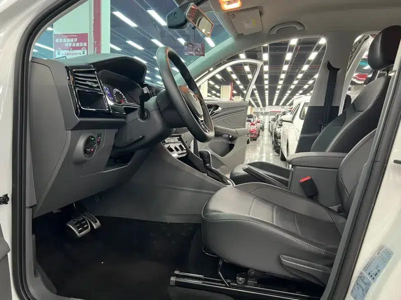 Jetta VS5 2019 280TSI Automatic Enjoy Edition — миниатюра 11