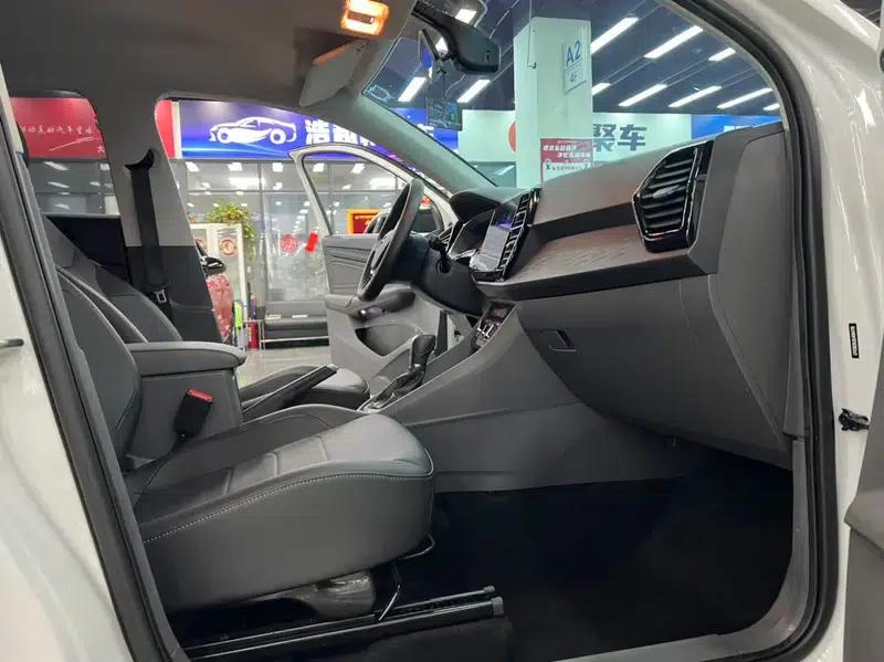 Jetta VS5 2019 280TSI Automatic Enjoy Edition — миниатюра 8