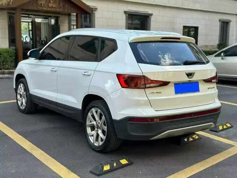 Jetta VS5 2023 280TSI Automatic Entry-Level Edition — миниатюра 5