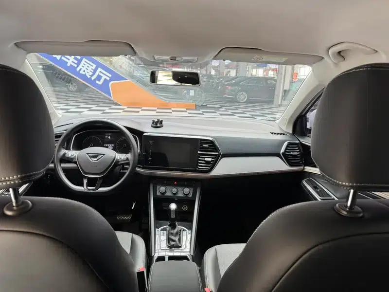 Jetta VS5 2023 280TSI Automatic Entry-Level Edition — миниатюра 13