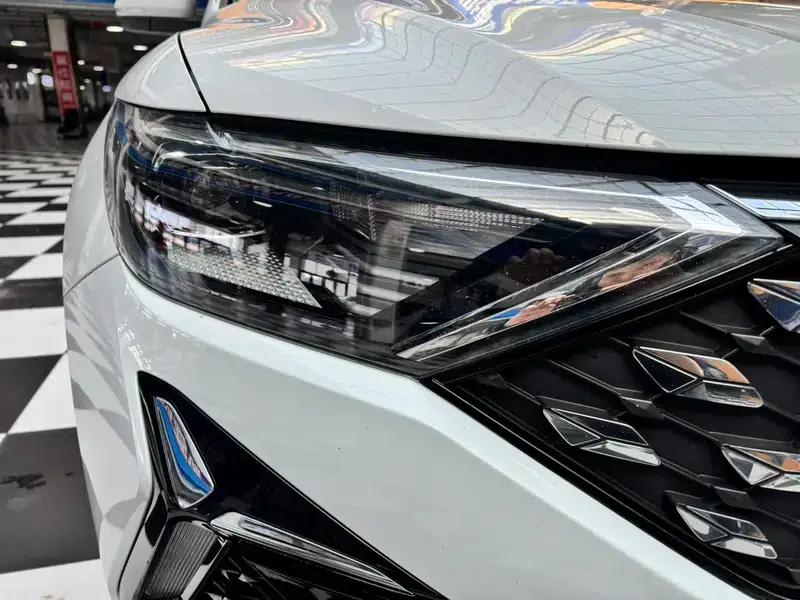 Jetta VS5 2023 280TSI Automatic Entry-Level Edition — миниатюра 9