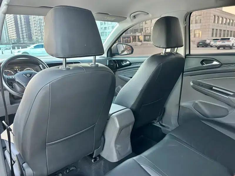 Jetta VS5 2021 30th Anniversary Edition 280TSI Automatic Enjoyment Model — миниатюра 9