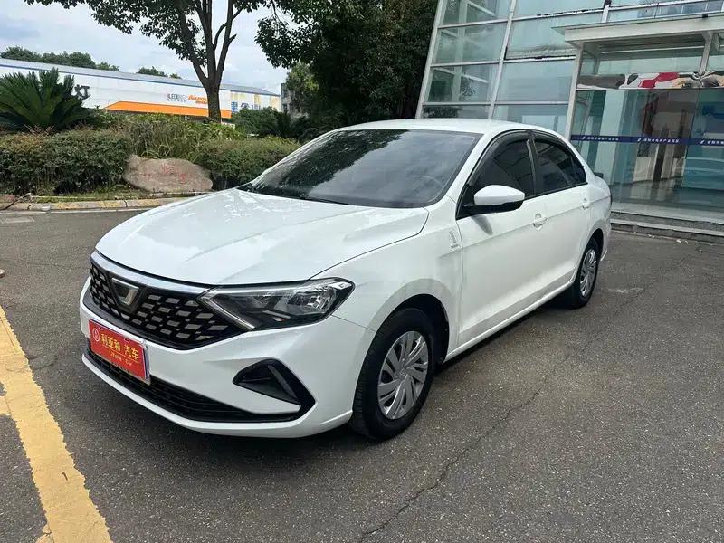 Jetta VA3 2024 1.5L Manual Entry-Level Edition — миниатюра 1
