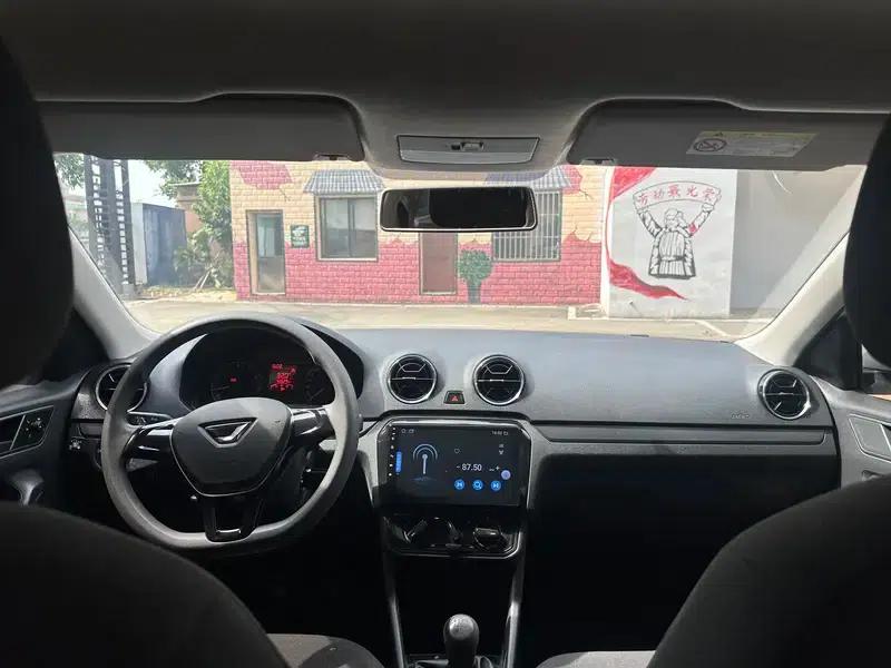 Jetta VA3 2024 1.5L Manual Entry-Level Edition — миниатюра 11