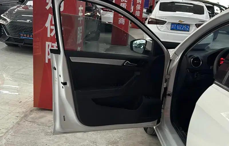 Jetta VA3 2019 1.5L Automatic Enjoy Edition — миниатюра 13