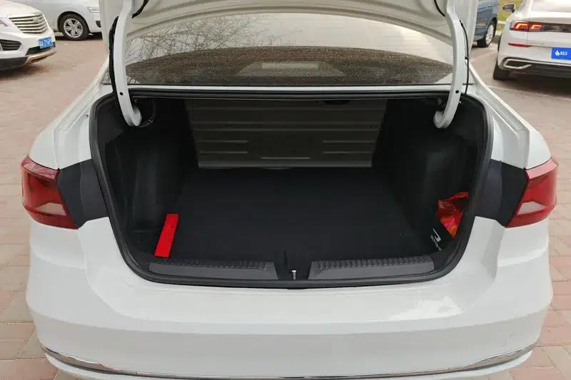 Jetta VA3 2019 1.5L Automatic Enjoy Edition — миниатюра 17