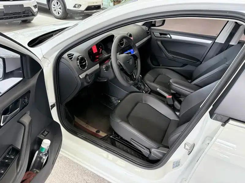 Jetta VA3 2021 1.5L Automatic Upward Life Edition — миниатюра 8