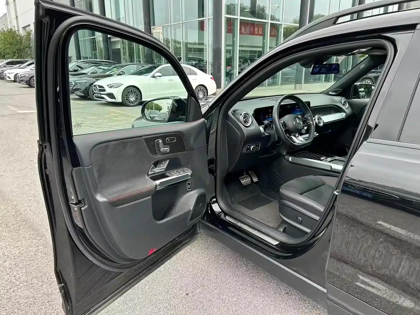 2024 Mercedes-Benz GLB AMG 35 4MATIC — миниатюра 11