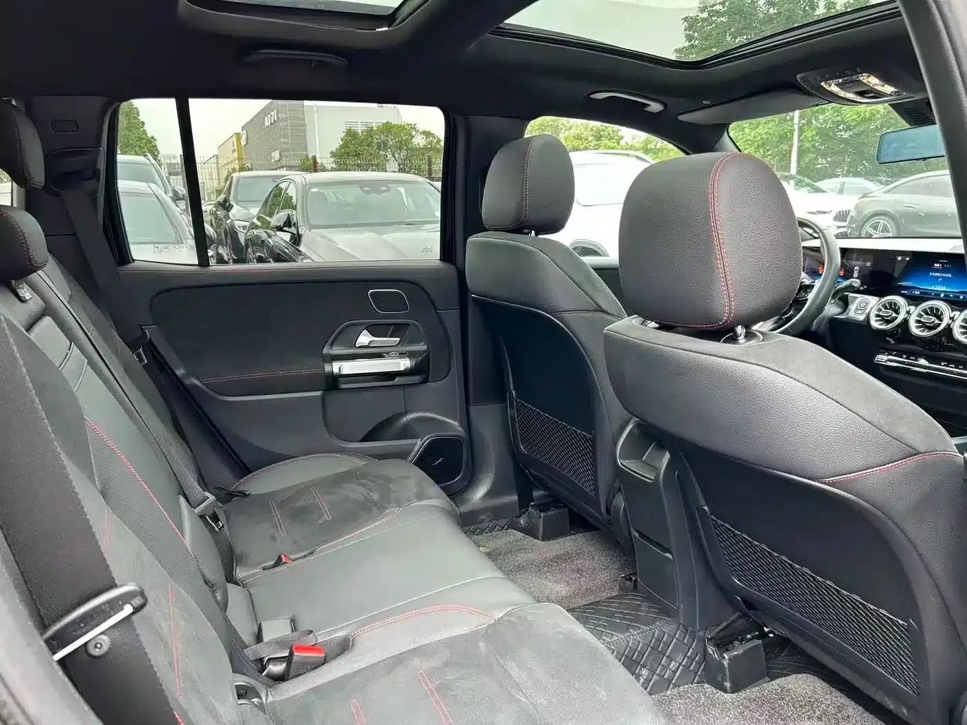 2024 Mercedes-Benz GLB AMG 35 4MATIC — миниатюра 13