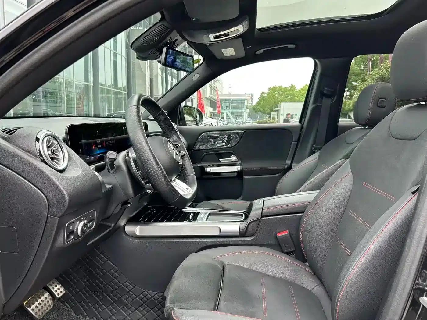 2024 Mercedes-Benz GLB AMG 35 4MATIC — миниатюра 10