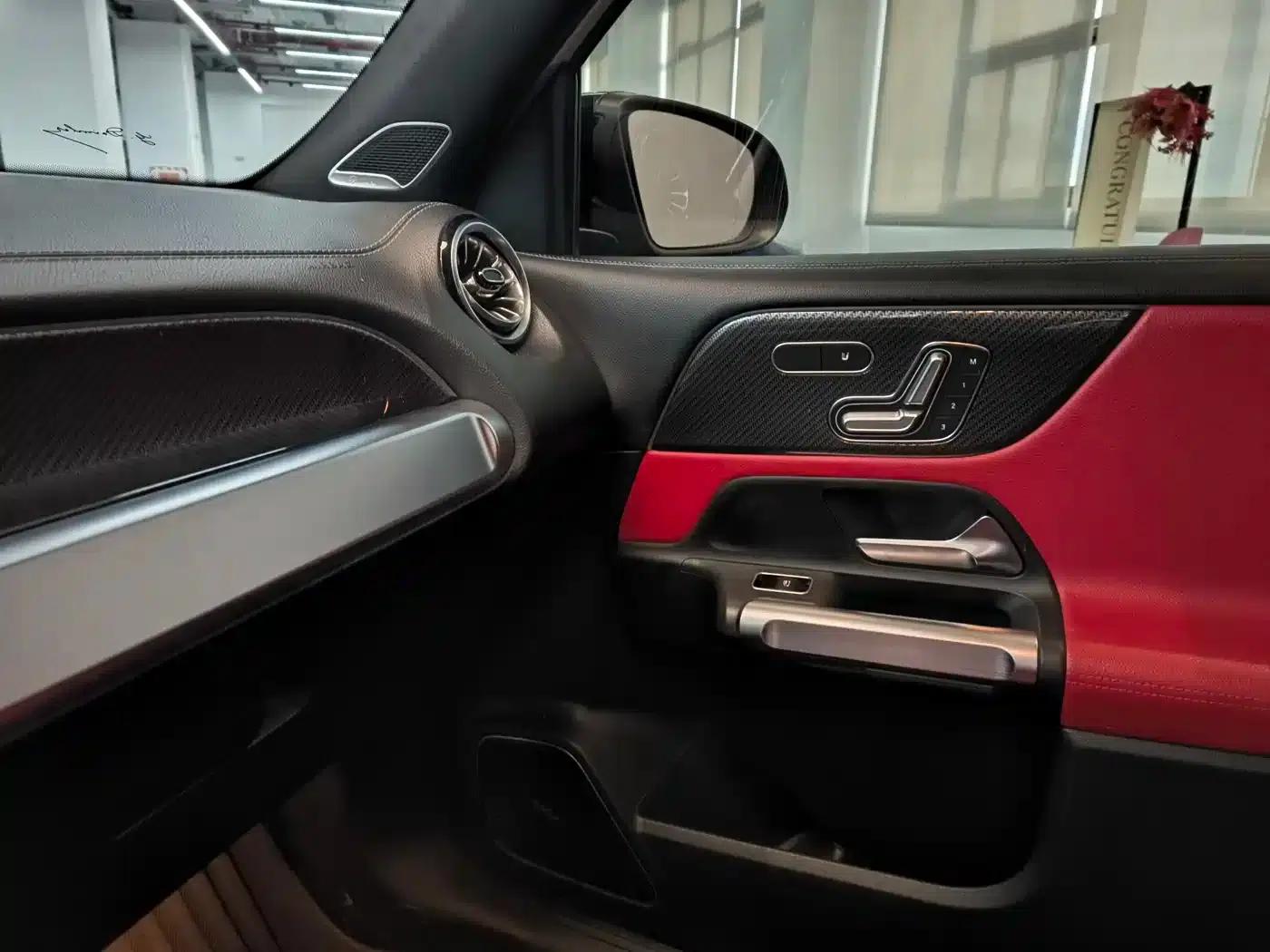 2023 Mercedes-Benz GLB AMG 35 4MATIC — миниатюра 11