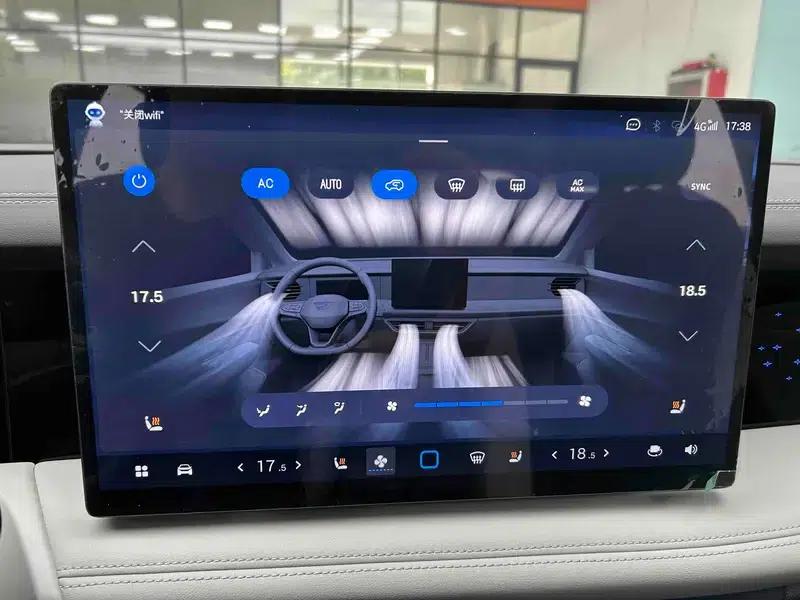 Jetta VS8 2026 280TSI Automatic Supreme Edition — миниатюра 12