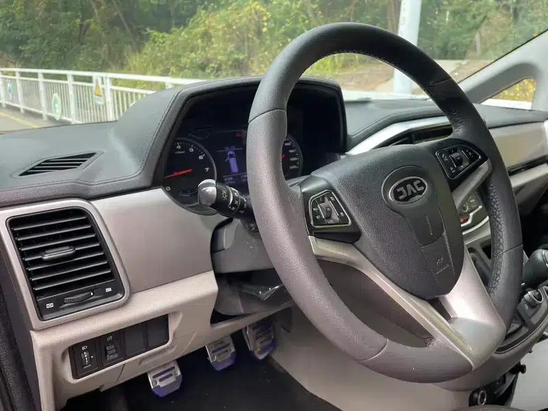 Refine M4 2019 Business Travel Series 2.0L Manual Business Model (National VI Emission Standard) — миниатюра 18