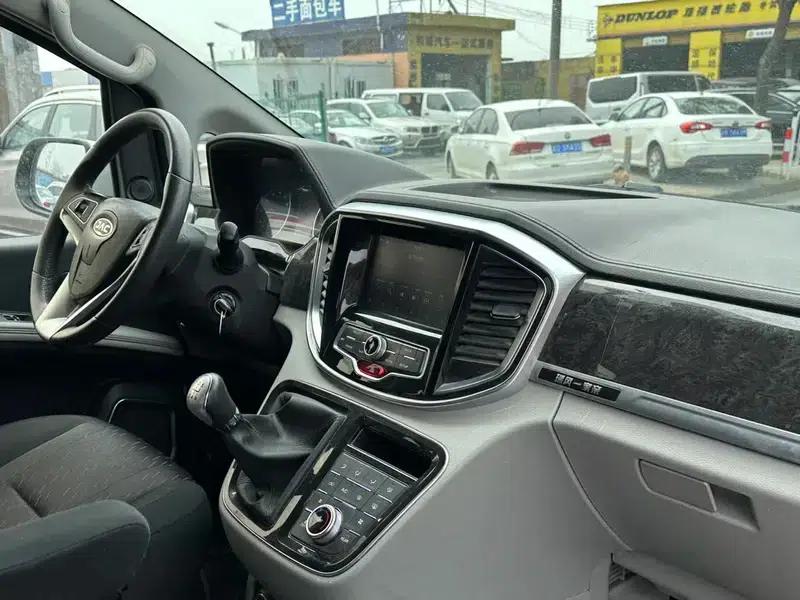 Refine M4 2016 2.0L Manual Comfort Model — миниатюра 13