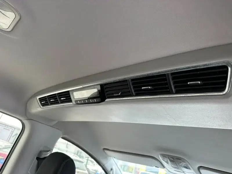 Refine M4 2016 2.0L Manual Comfort Model — миниатюра 10