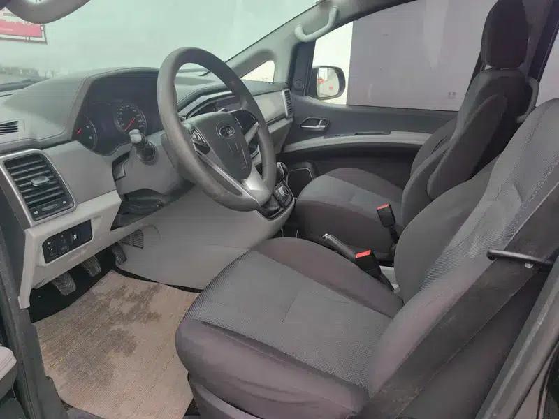 Refine M4 2019 Business Travel Series 1.9T Diesel Manual Comfort Model — миниатюра 11