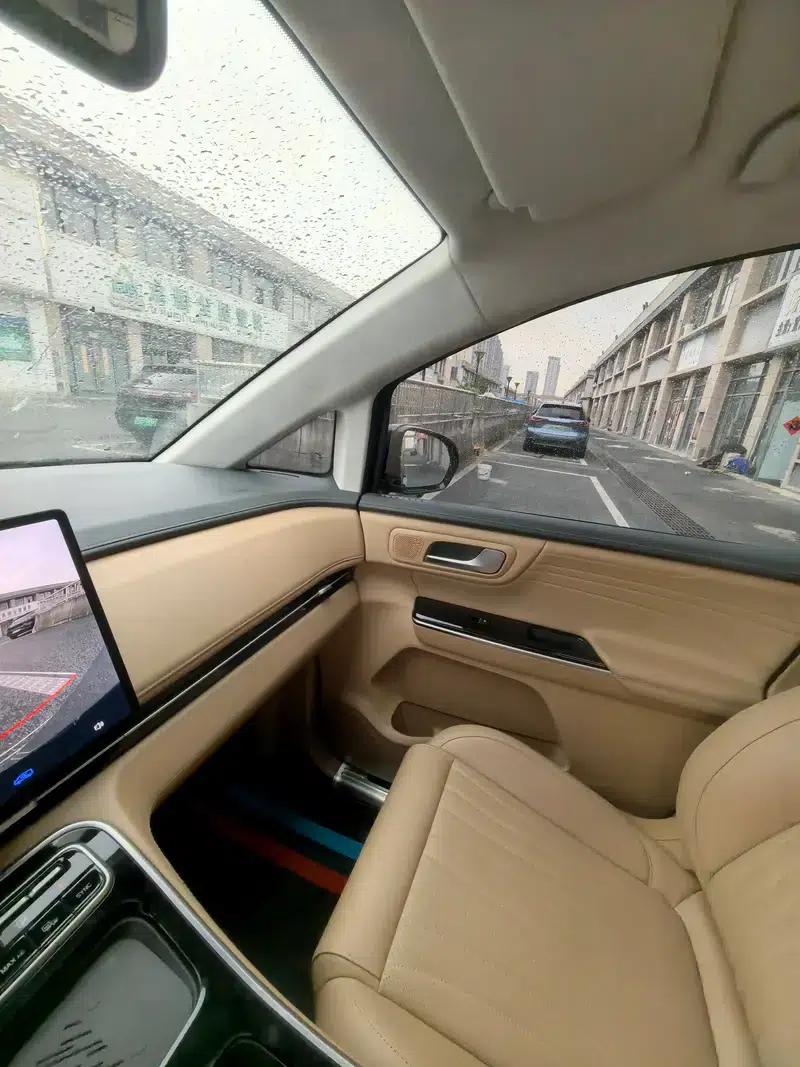 2024 Refine RF8 PHEV Smart Edition 1.5T 150KM Flagship Model — миниатюра 12