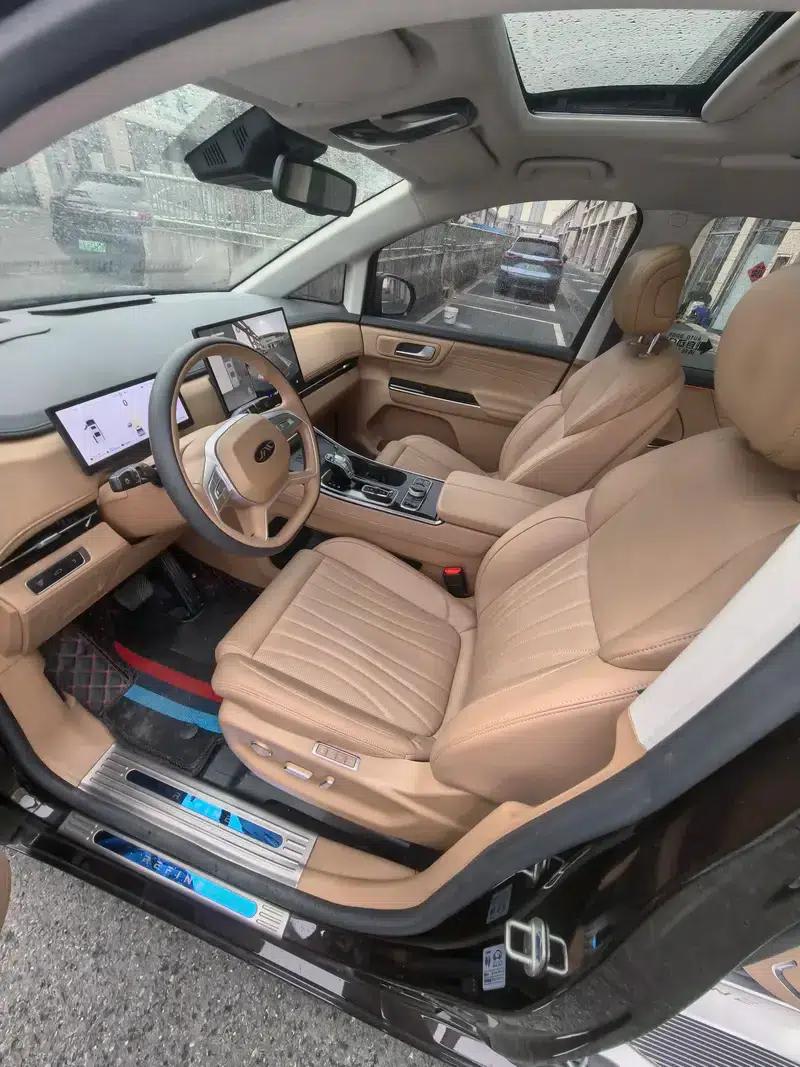 2024 Refine RF8 PHEV Smart Edition 1.5T 150KM Flagship Model — миниатюра 19