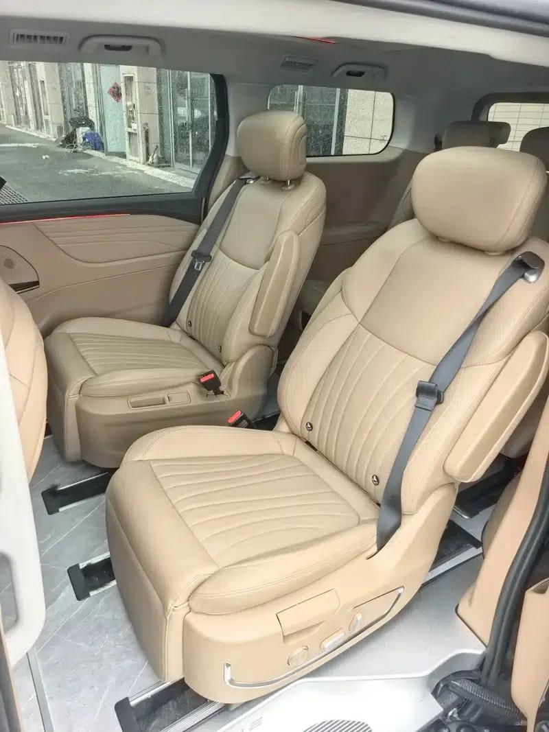 2024 Refine RF8 PHEV Smart Edition 1.5T 150KM Flagship Model — миниатюра 23