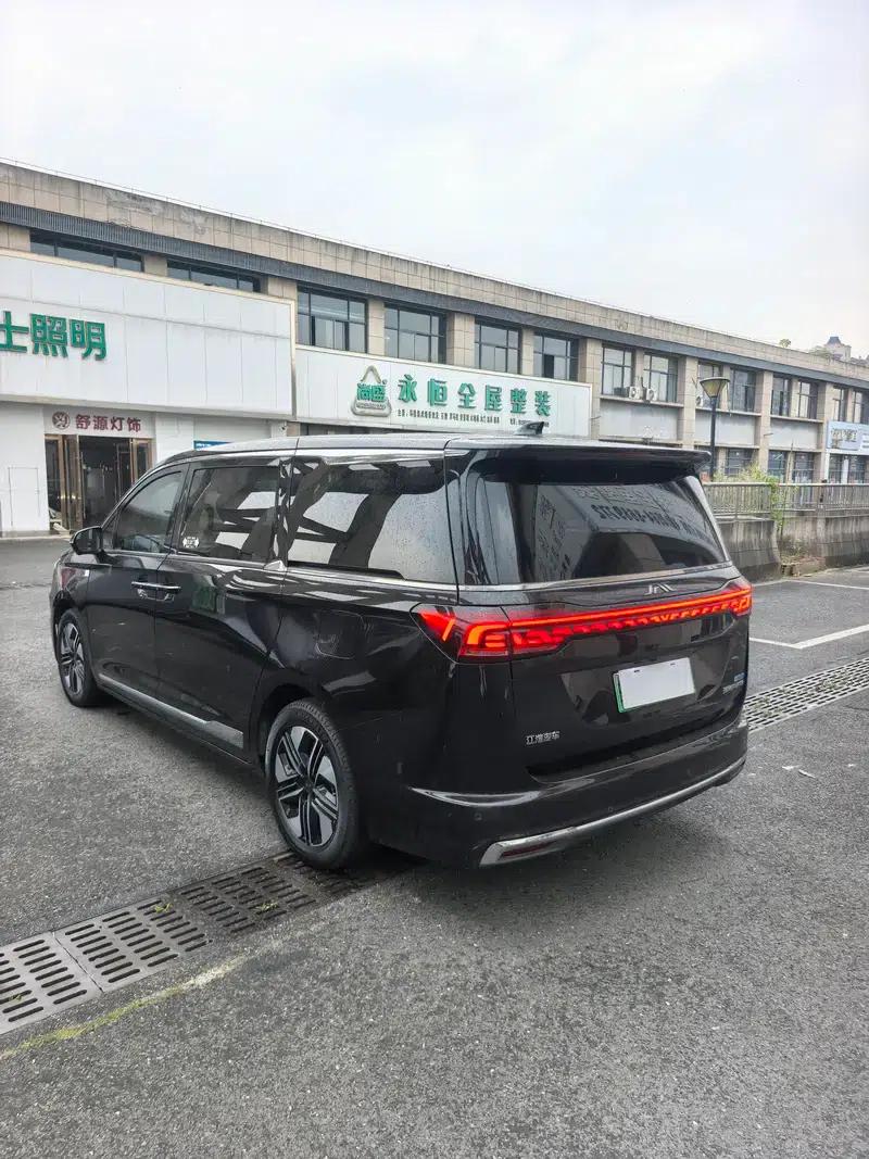 2024 Refine RF8 PHEV Smart Edition 1.5T 150KM Flagship Model — миниатюра 5