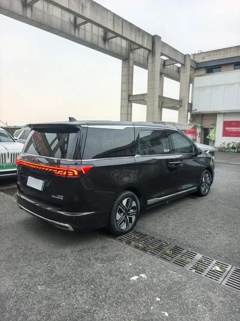 2024 Refine RF8 PHEV Smart Edition 1.5T 150KM Flagship Model — миниатюра 7