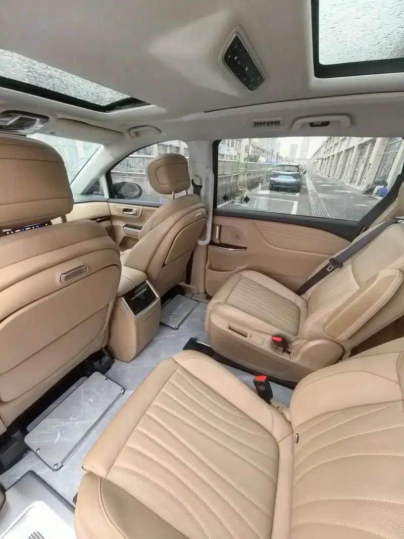 2024 Refine RF8 PHEV Smart Edition 1.5T 150KM Flagship Model — миниатюра 9