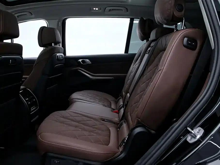 BMW X7 2023 xDrive40i Leading Luxury Package — миниатюра 14