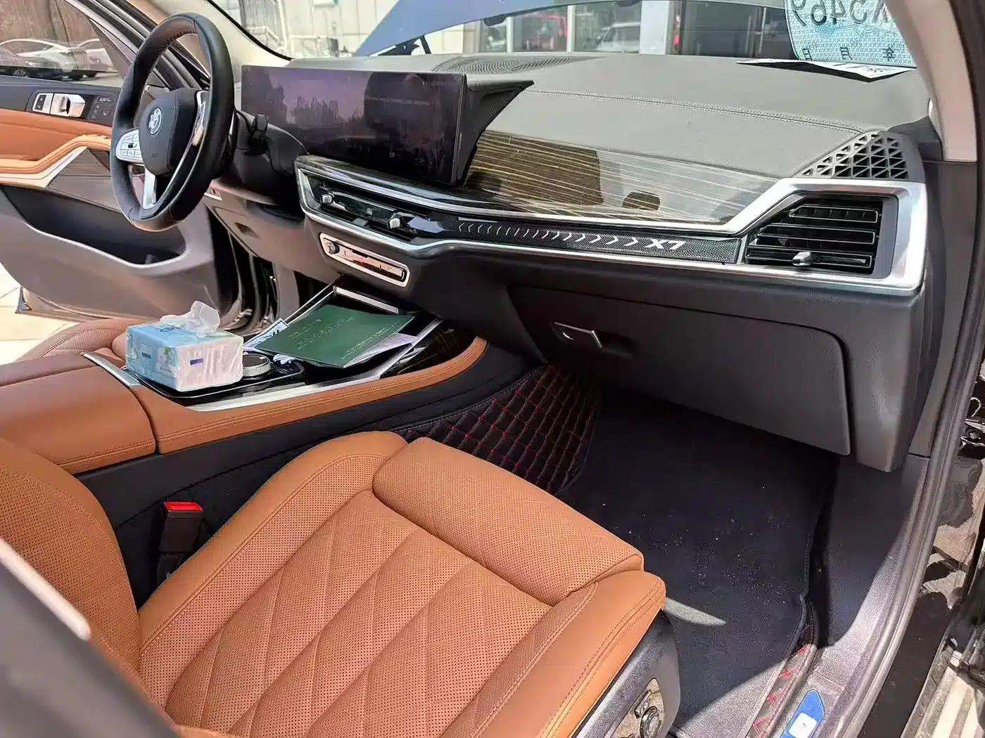 BMW X7 2023 xDrive40i Leading Luxury Package — миниатюра 5