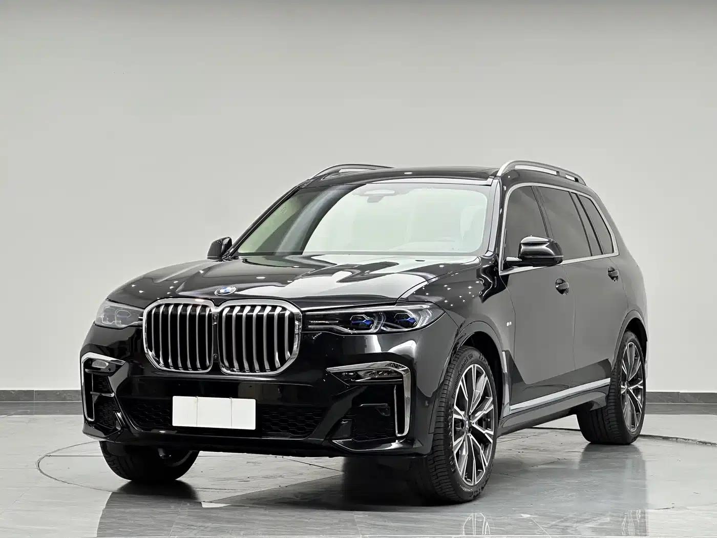 2021 BMW X7 xDrive40i Executive M Sport Package — миниатюра 1