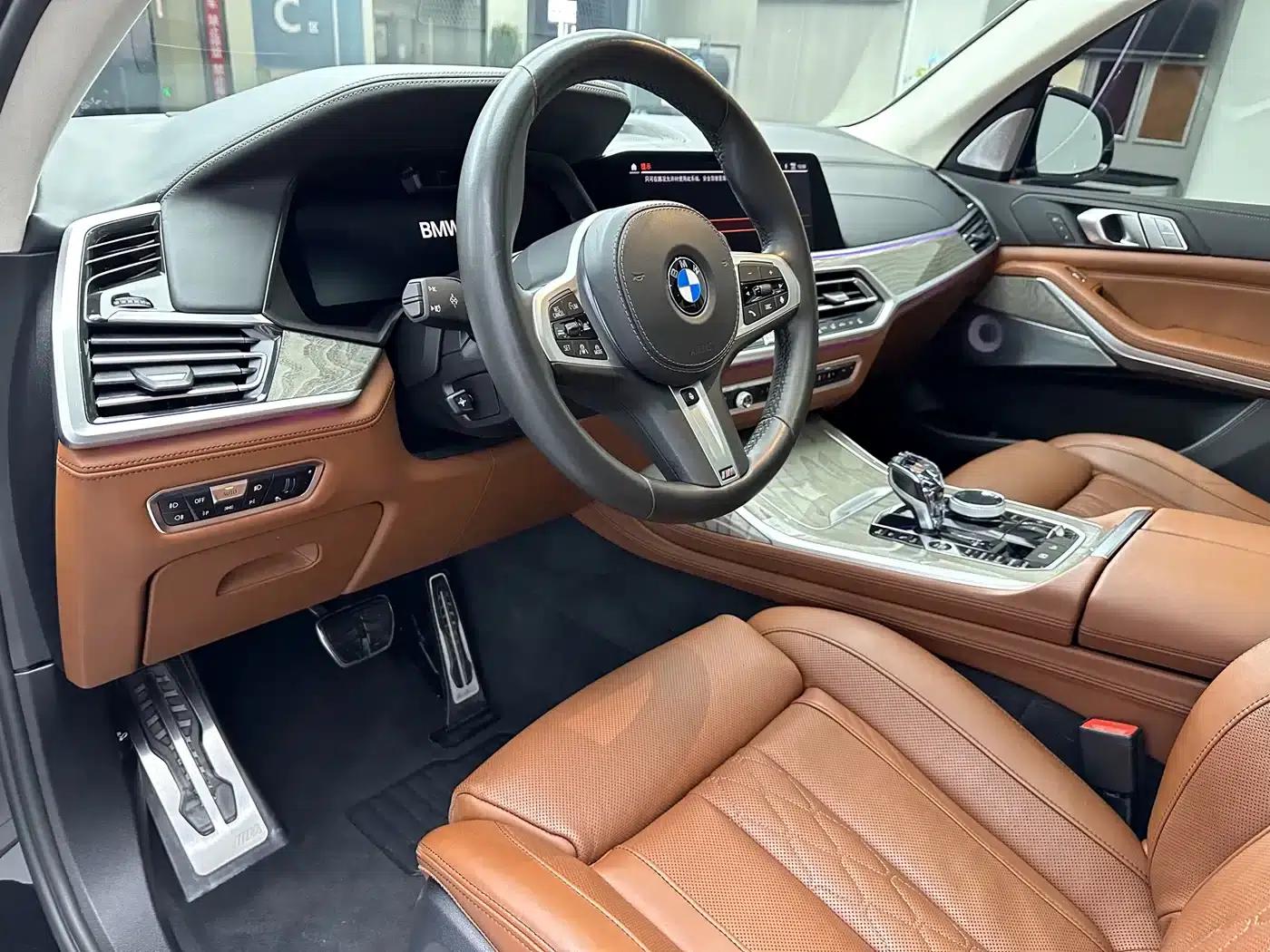 2021 BMW X7 xDrive40i Executive M Sport Package — миниатюра 12